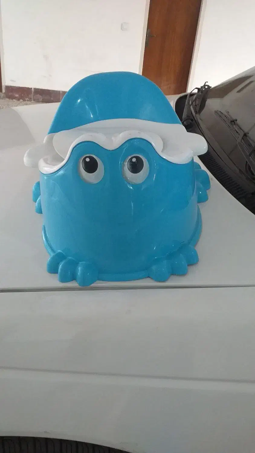 توالت فرنگی کودک بسیار تمیز و نو|اسباب و اثاث بچه|ساری, |دیوار