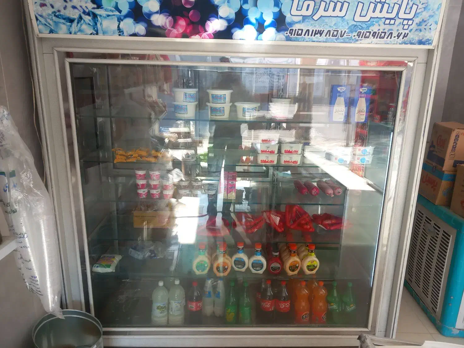فروش یک دستگاه یخچال ویترینی|فروشگاه و مغازه|تربت جام, مسکن مهر|دیوار