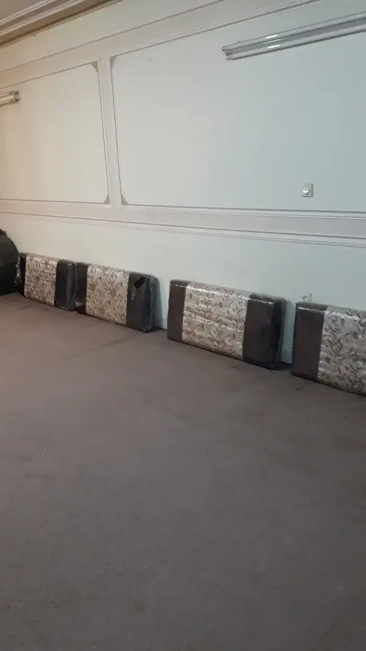 ۴عدد پشتی دو رویه کاملا نو و یکدست مبل ال۷نفره|پشتی|شهرکرد, |دیوار