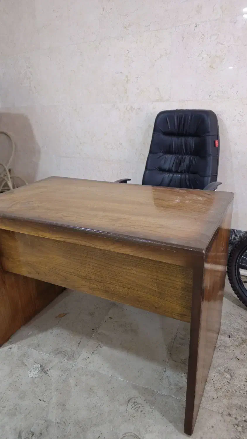 میز و صندلی|میز تحریر و کامپیوتر|رامسر, |دیوار