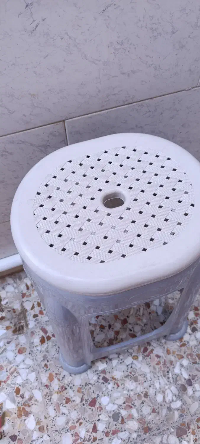 چهارپایه پلاستیکی|صندلی و نیمکت|قم, ولیعصر|دیوار