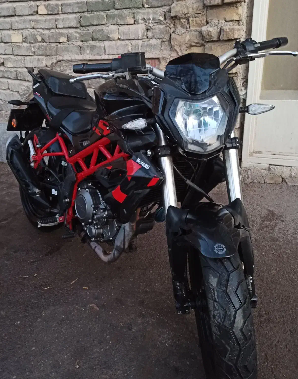 بنلی ۲۵۰|موتورسیکلت|اصفهان, شهید رجایی|دیوار