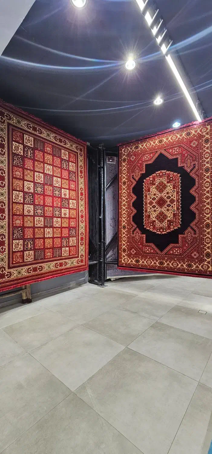 بلوچی مدرن 700 شانه لاکی|فرش|مشهد, سراب|دیوار