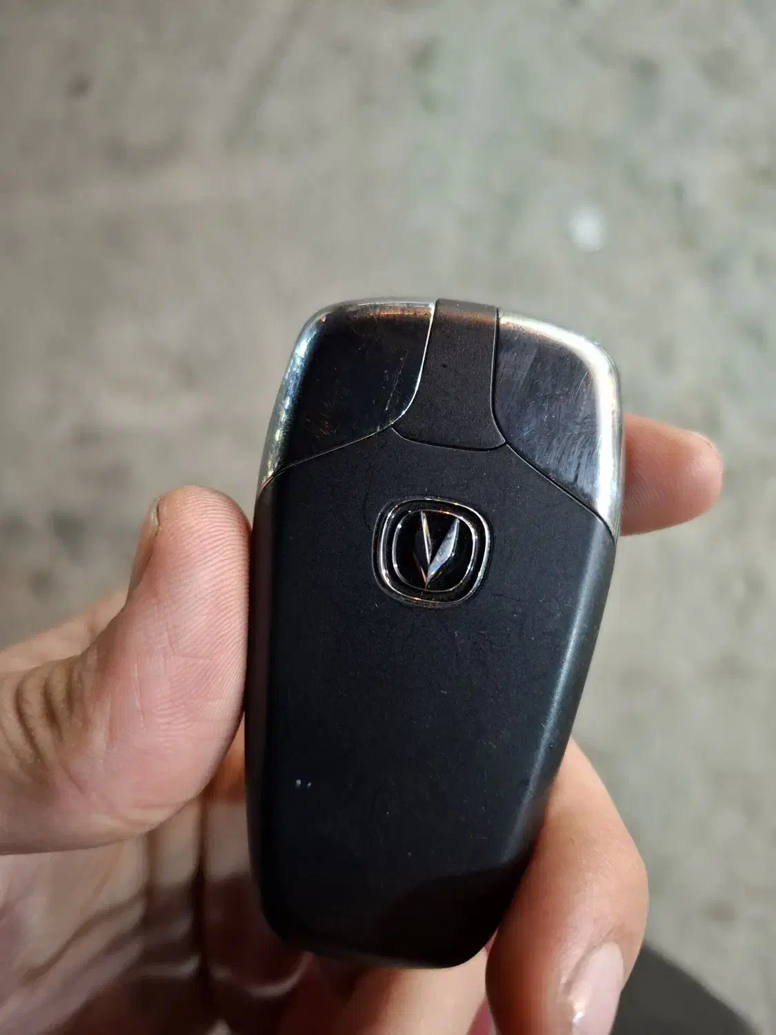 ریموت خودرو چانگان پیدا شده|اشیا|بروجرد, |دیوار