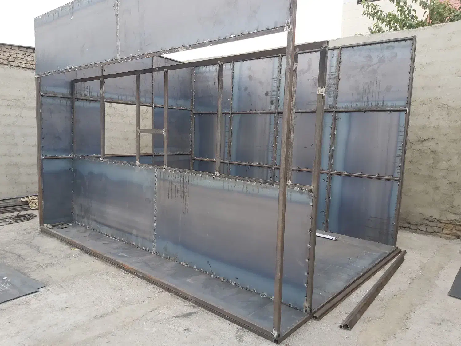 جوشکاری و ساخت دکه و کانکس|مصالح و تجهیزات ساختمان|چهارباغ, |دیوار