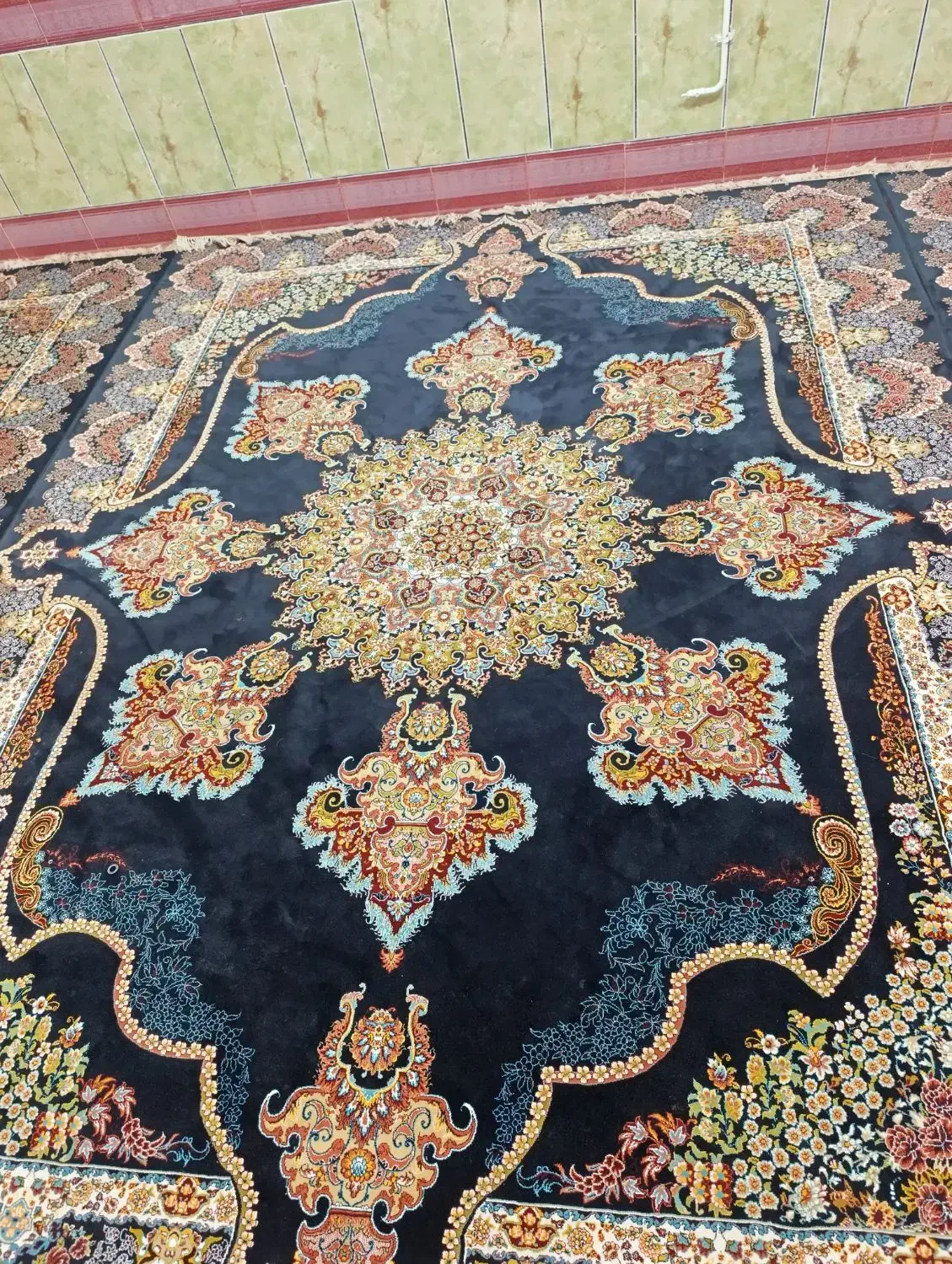 فرش هزار شونه|فرش|یاسوج, |دیوار