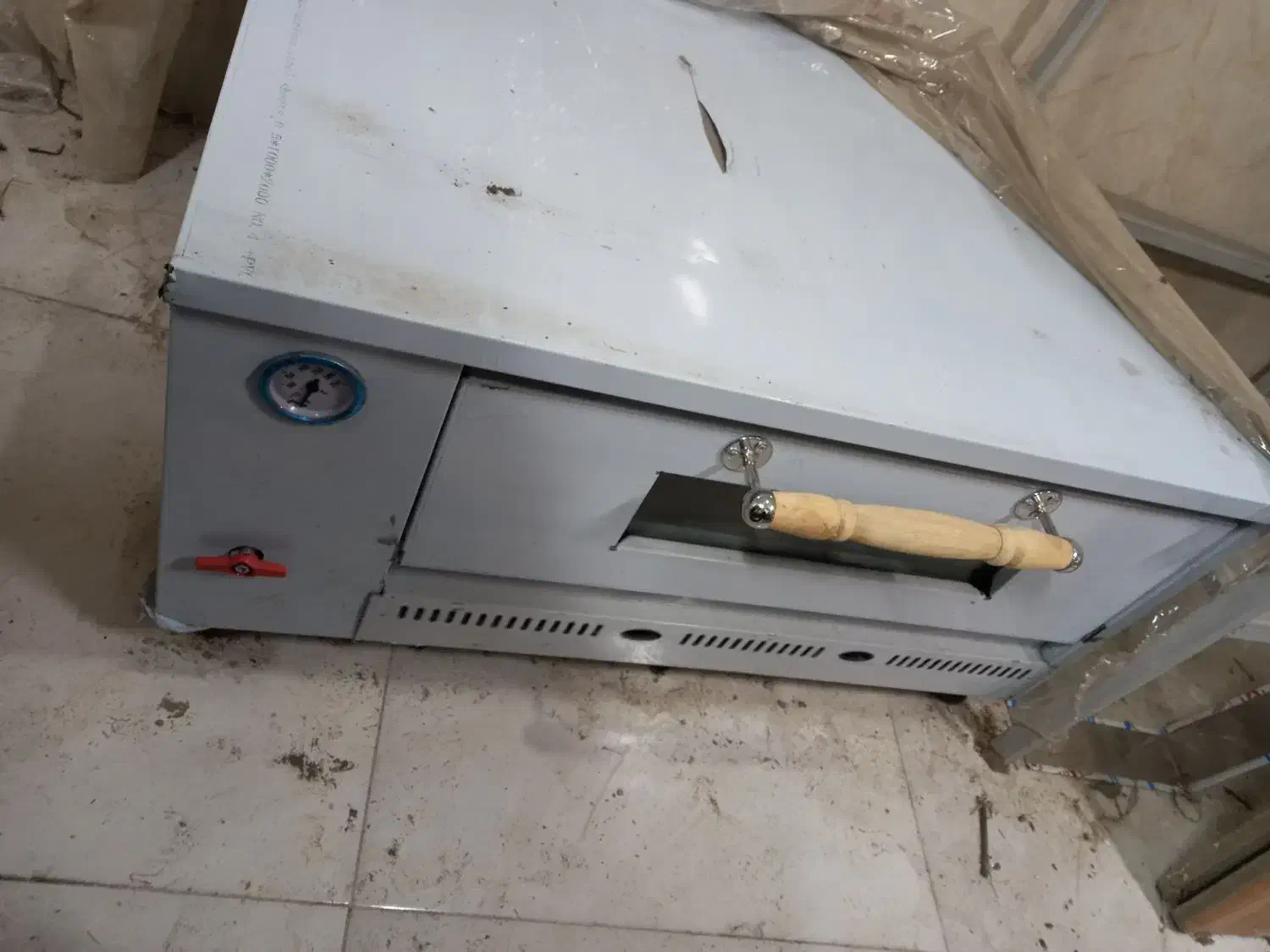 فر پیتزا ۹ بشقاب همراه با فر ساندویچ|کافی‌شاپ و رستوران|رودسر, |دیوار