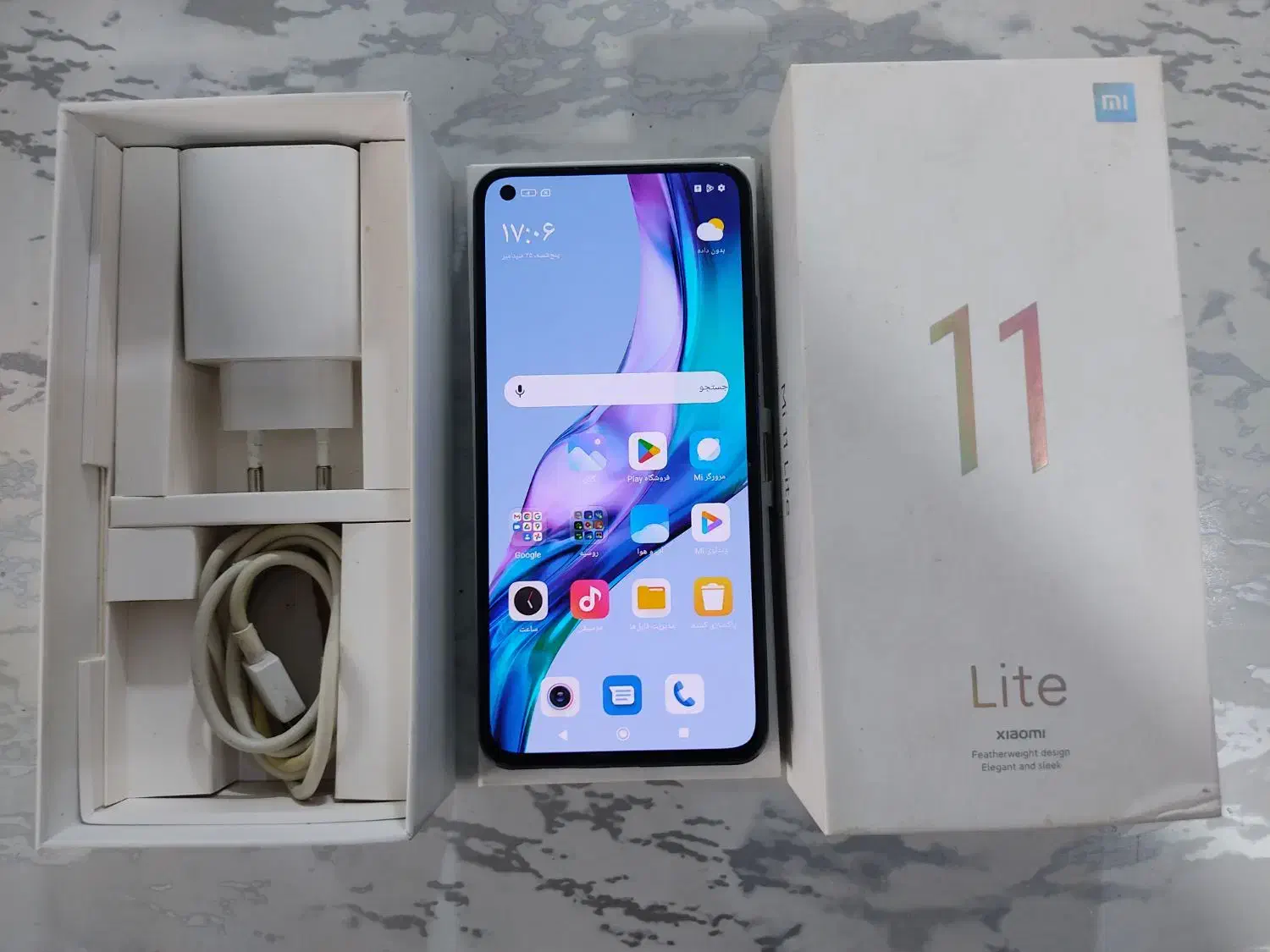 شیایومی mi 11 lite 5g درحد حافظه 128 رام 8|موبایل|تهران, کیانشهر|دیوار