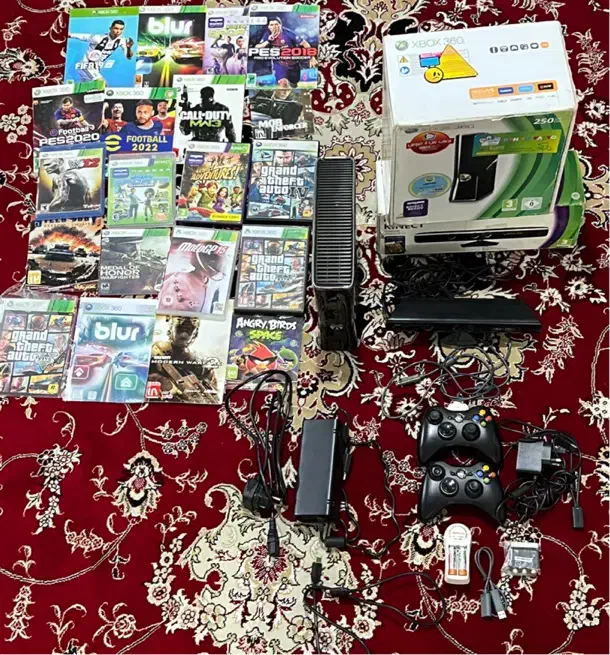 Xbox360+kinect کپی‌خور دو دسته اصلی فول گیم ولوازم|کنسول، بازی ویدئویی و آنلاین|سنندج, |دیوار