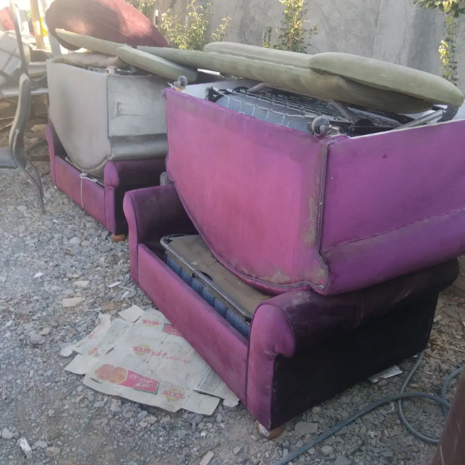 کالای فوق 12عددمبل تختخواب شو|تخت و سرویس خواب|تربت‌حیدریه, پائین ولایت|دیوار