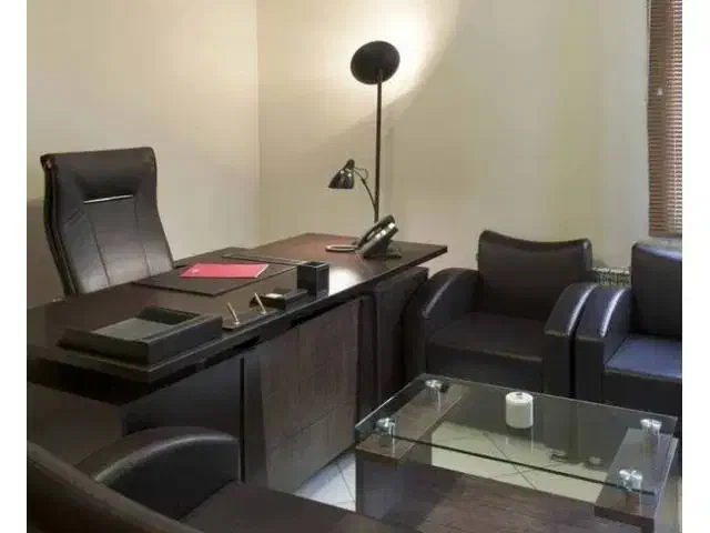 استخدام منشی خانم|استخدام اداری و مدیریت|خمینیشهر, |دیوار