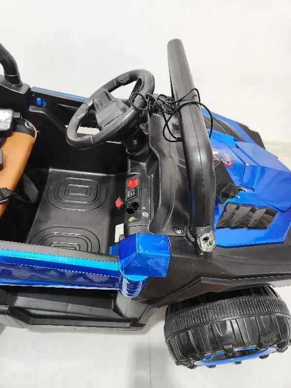 ماشین شارژی|اسباببازی|سیرجان, |دیوار