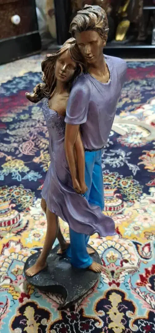 مجسمه سه تاشون بزرگ هستن|مجسمه، تندیس، ماکت|آبادان, |دیوار