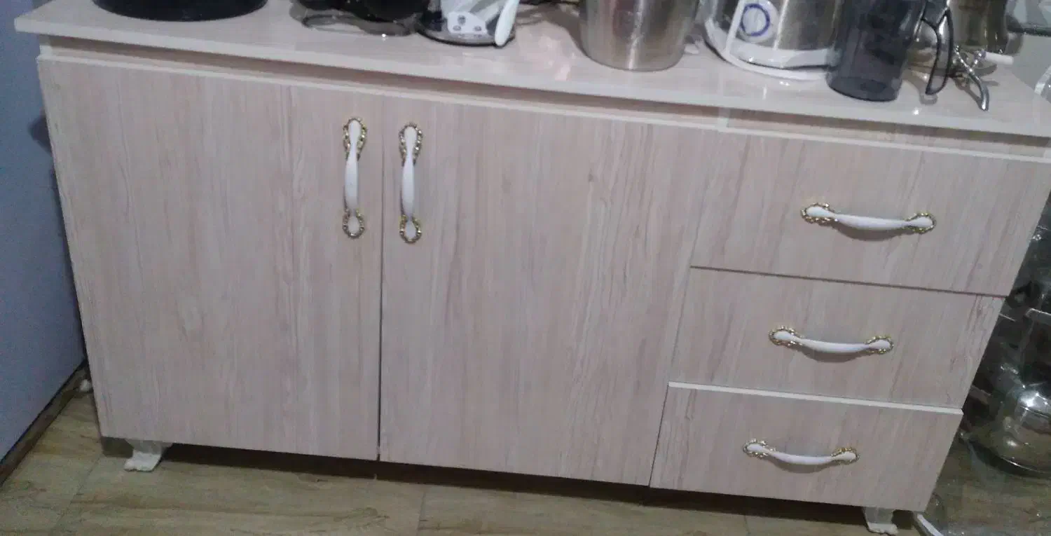 فروشی|آب‌چکان و نظم‌دهنده ظروف|خوی, |دیوار