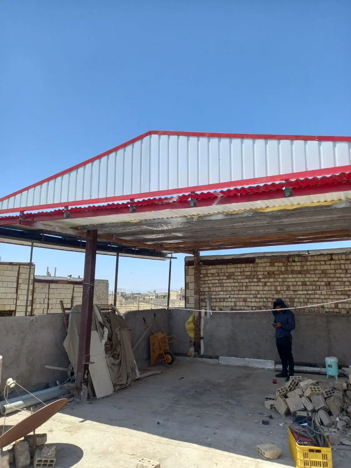 جوشکاری و اجرای شیروانی سیار( حاج امینی )|خدمات پیشه و مهارت|ساوه, |دیوار