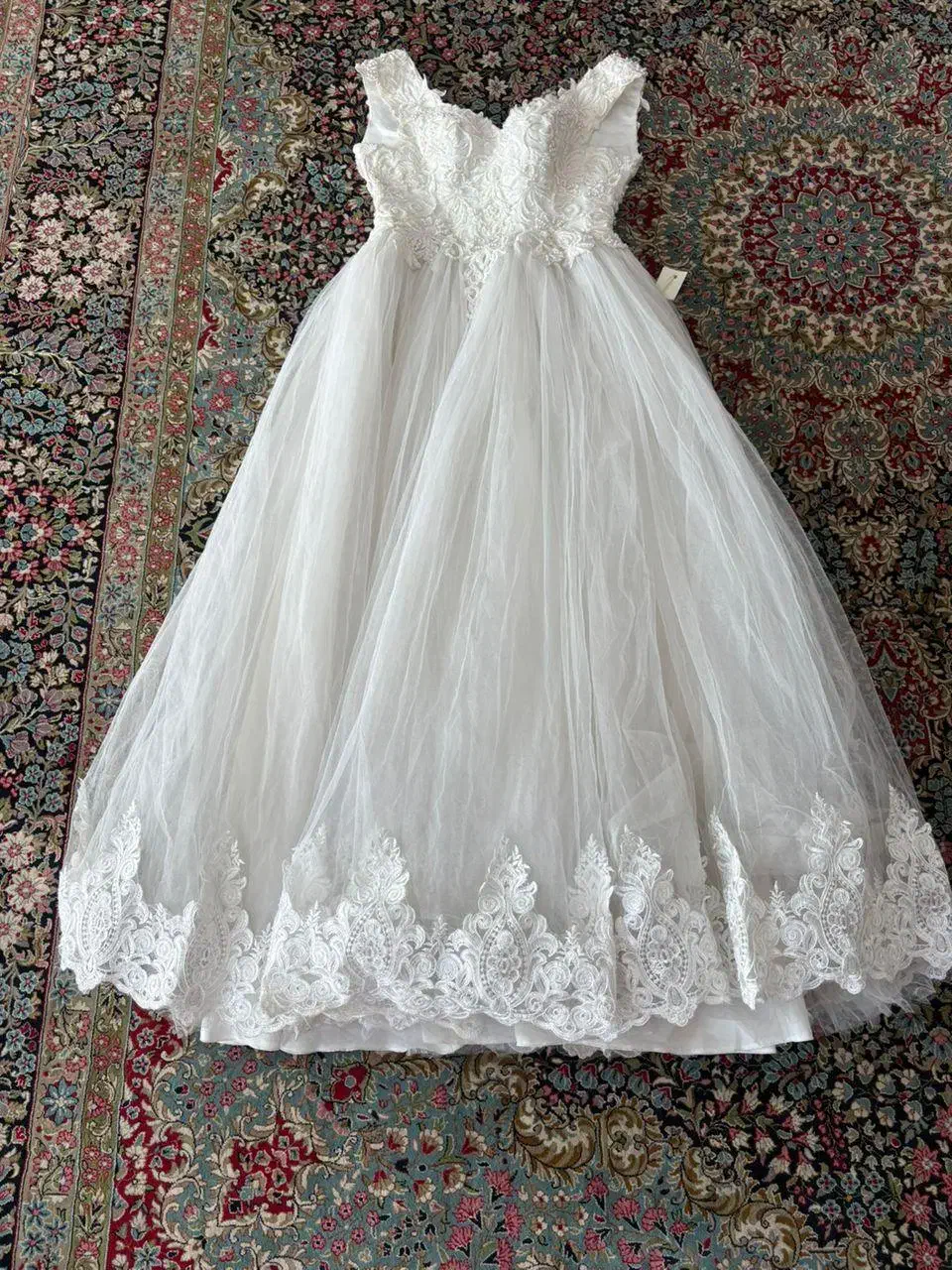 لباس عروس|لباس|پاریز, |دیوار