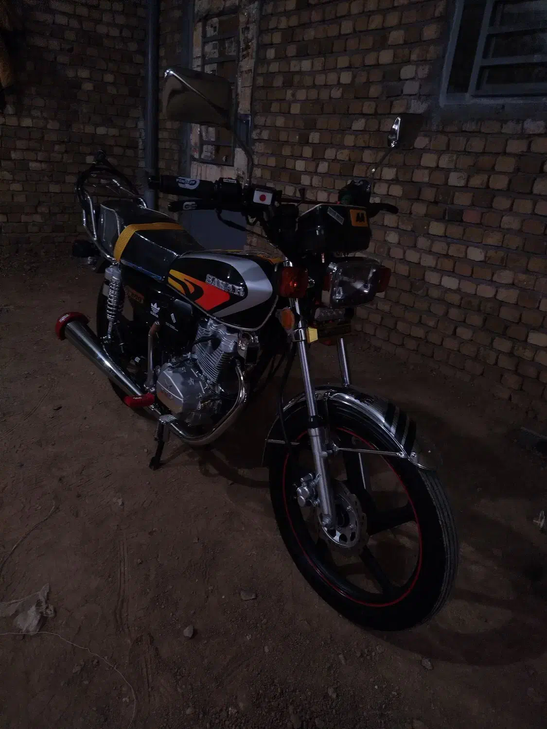 ۲۰۰ مدل ۴۰۳|موتورسیکلت|خرمآباد, |دیوار