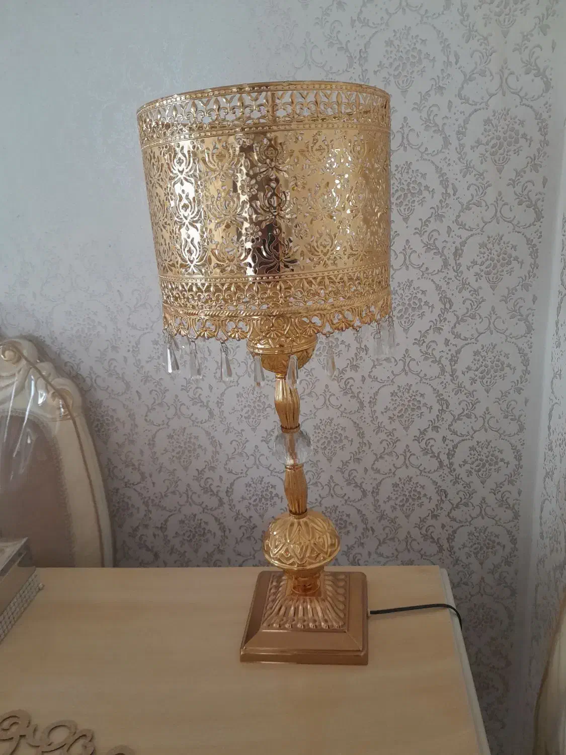 آباژور رو میزی|چراغ خواب و آباژور|ملایر, |دیوار