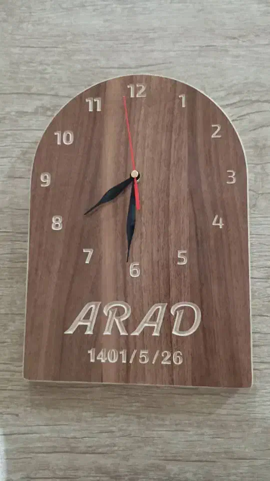 ساعت چوبی شیک|ساعت دیواری و تزئینی|یزد, |دیوار