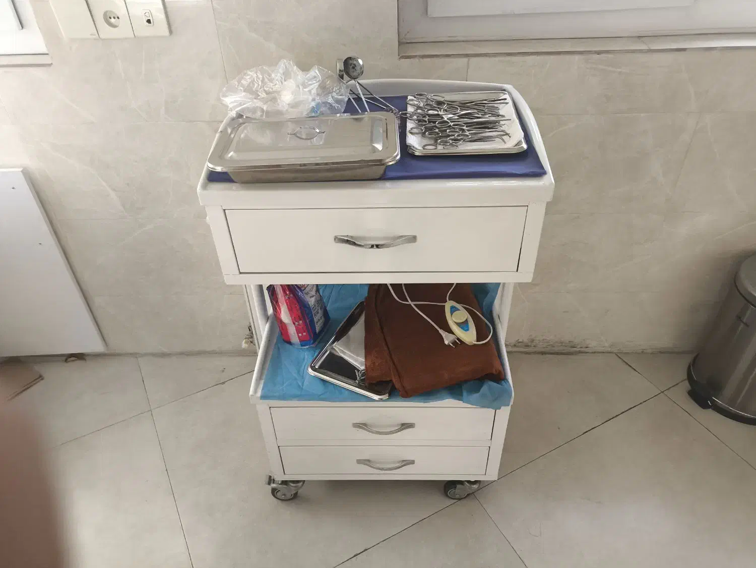 فروش وسایل کلینیک دامپزشکی به علت مهاجرت|پزشکی|قدس, شهرقدس|دیوار