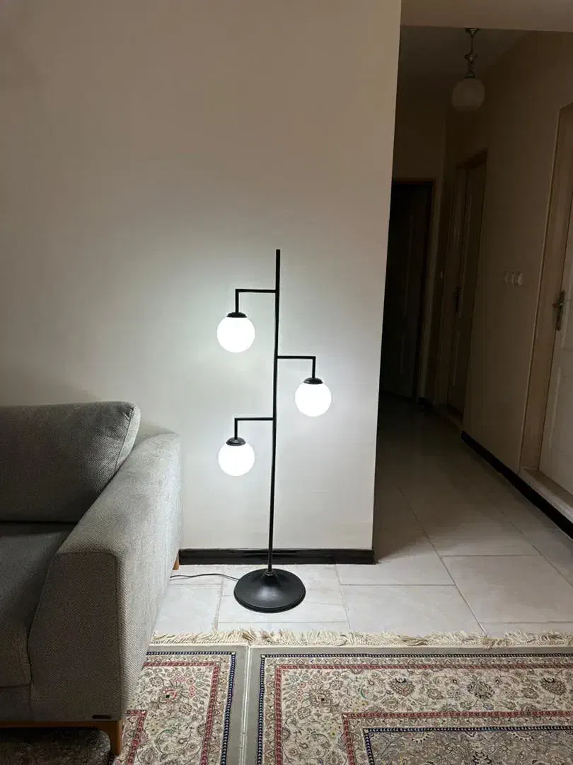 آباژور مولکولی|چراغ خواب و آباژور|اندیشه, اندیشه فاز ۵|دیوار