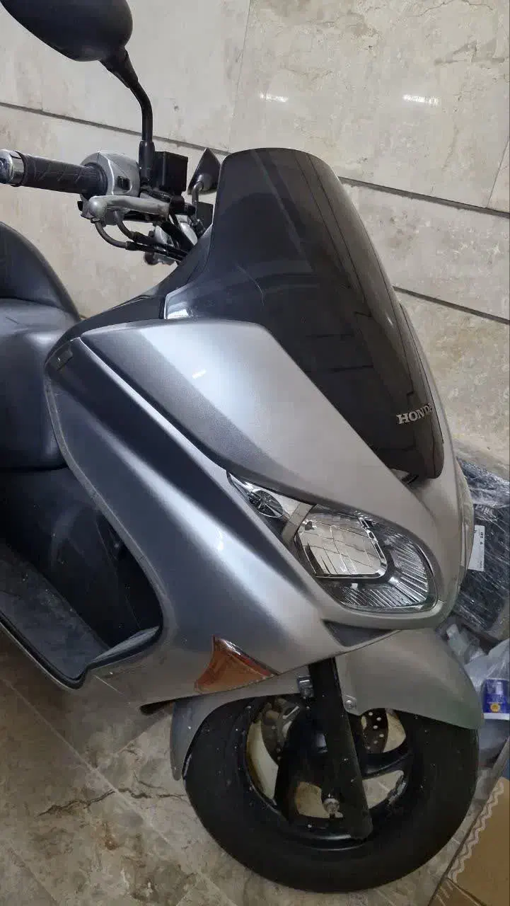 هندا فورزا تمام فابریک پا به صفر|موتورسیکلت|قم, شهرک قدس|دیوار