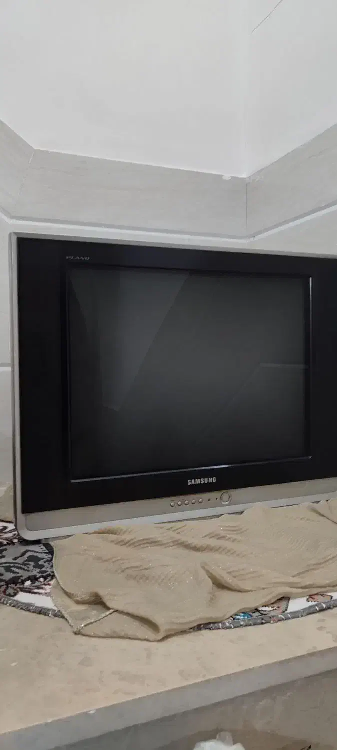 تلوزیون سامسونگ۲۹|تلویزیون و پروژکتور|بروجرد, |دیوار