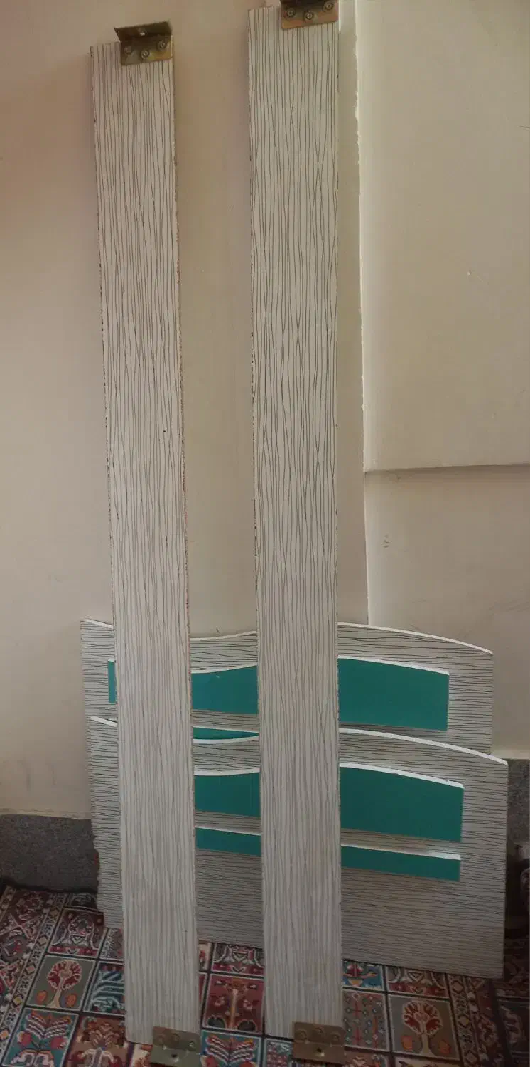 تخت یک نفره  نوجوان|تخت و سرویس خواب|مشهد, عسگریه|دیوار