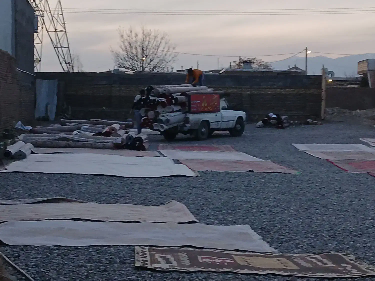 قالیشویی بزرگ بانو|خدمات نظافت|سبزوار, پاسداران|دیوار