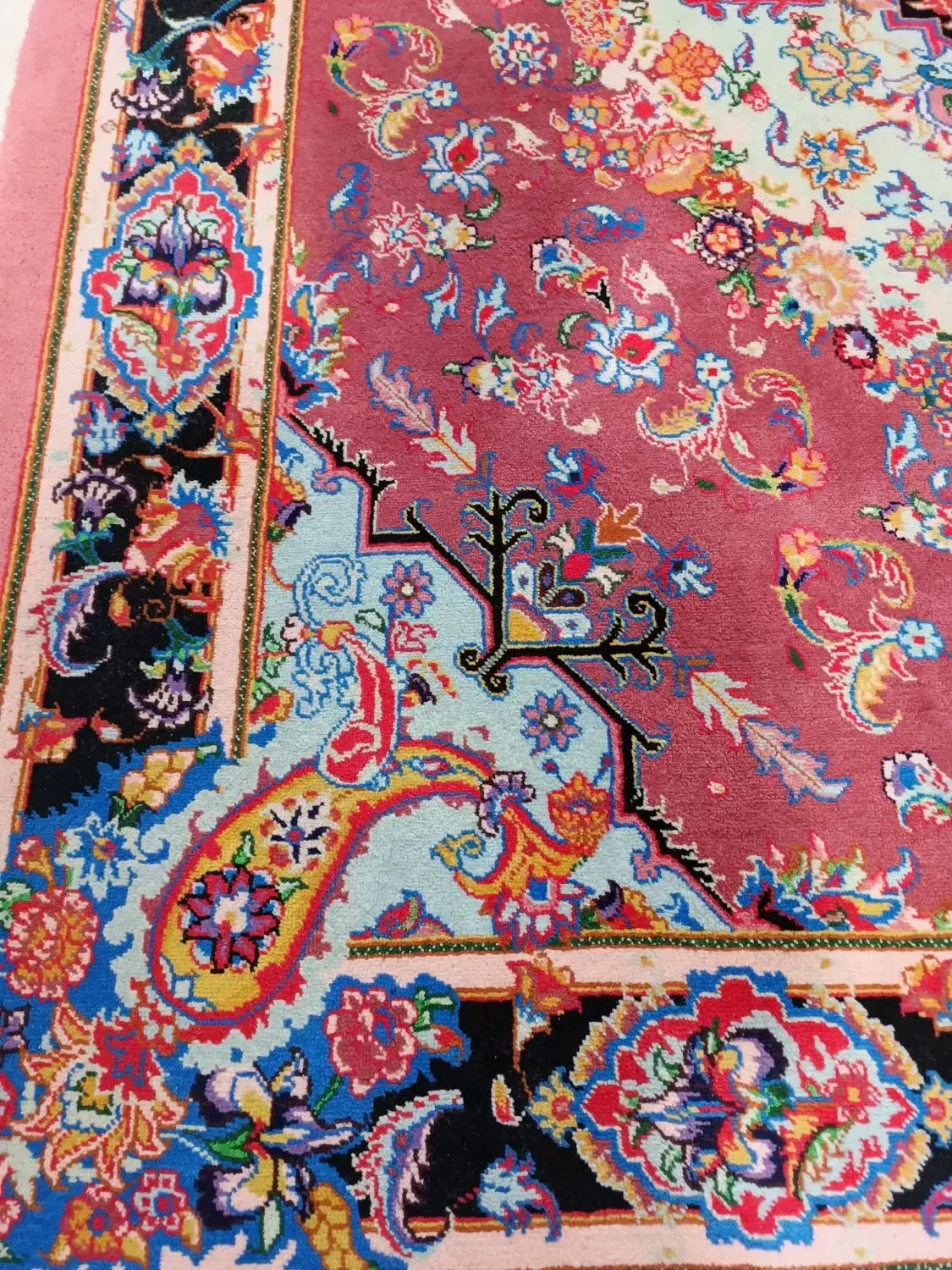 فرش دستبافت تبریز لچک ترنج گل ابریشم 40 رج|فرش|پاکدشت, پاکدشت (مامازند)|دیوار