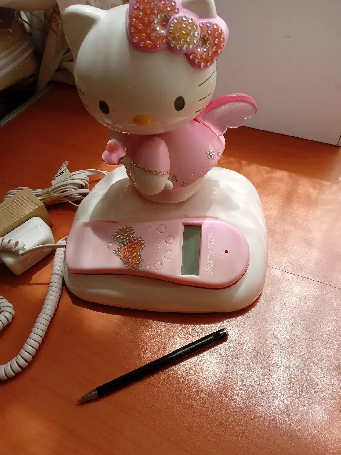 گوشی تلفن اتاق کــودک|تلفن رومیزی|تهران, دستغیب|دیوار