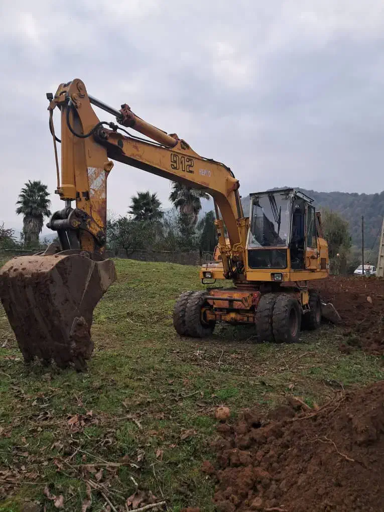 بیل هپکو ۹۱۲|خودرو سنگین|نشتارود, |دیوار