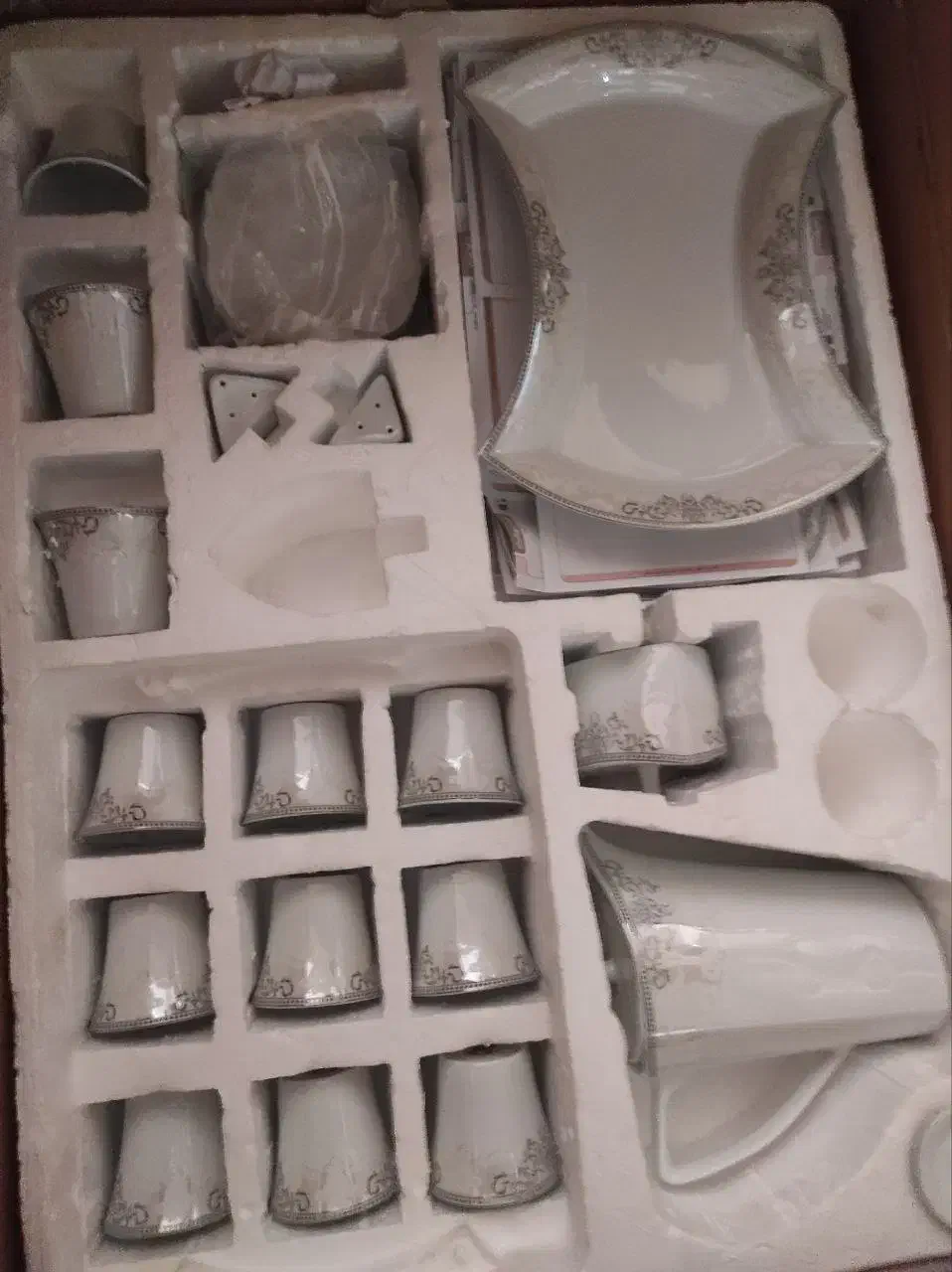 ظروف چینی|ظروف سرو و پذیرایی|اصفهان, ناصرخسرو|دیوار