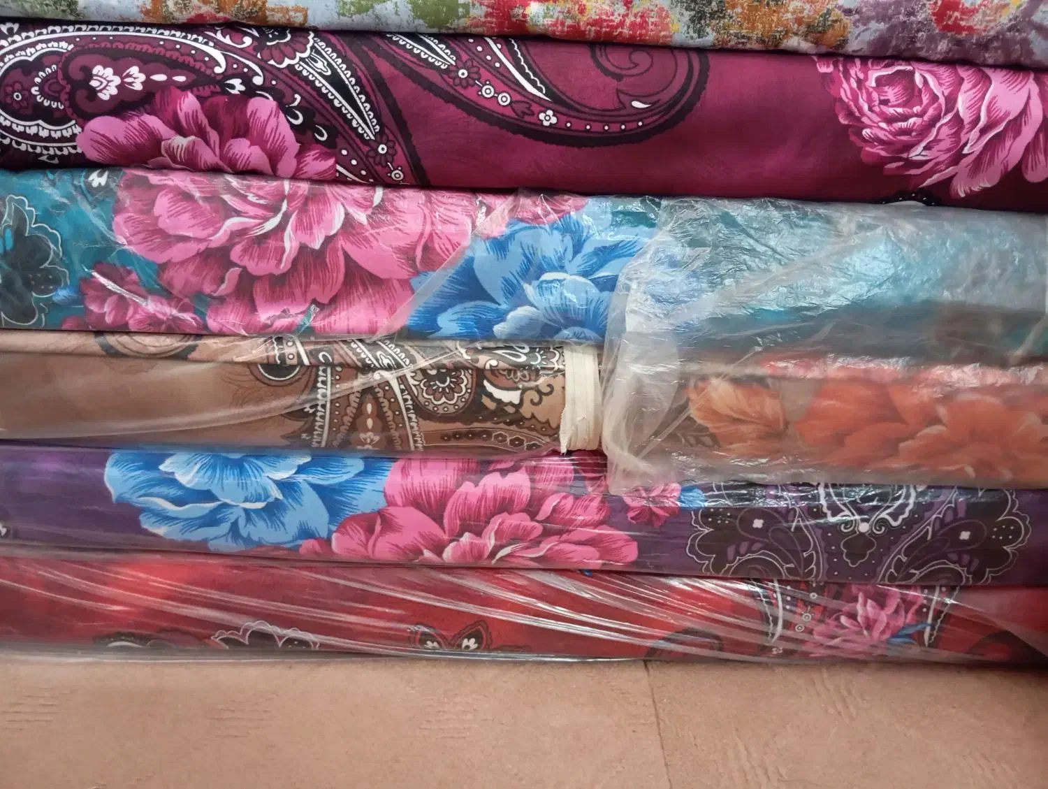 پارچه ملافه عرض ۲ متر ساتن نخ شانلی|لوازم خیاطی و بافتنی|نیشابور, هفده شهریور|دیوار