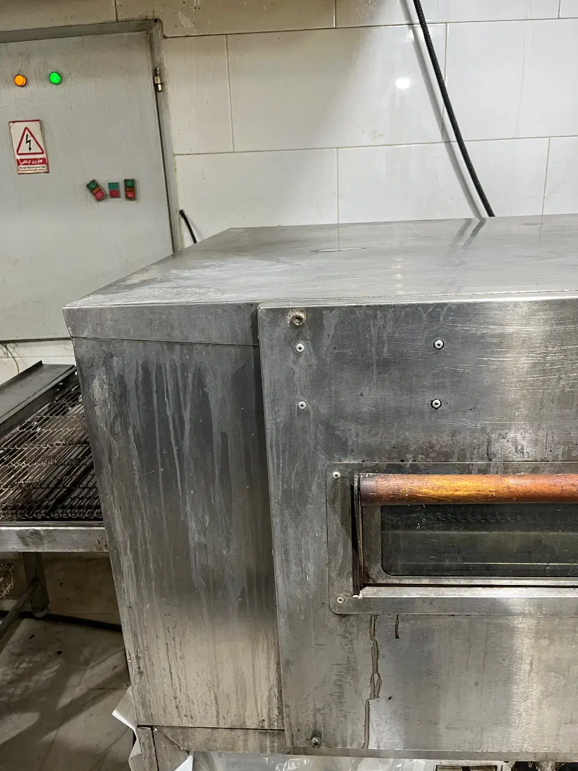 فر نوژان|کافی‌شاپ و رستوران|شیراز, شهرک ولیعصر|دیوار