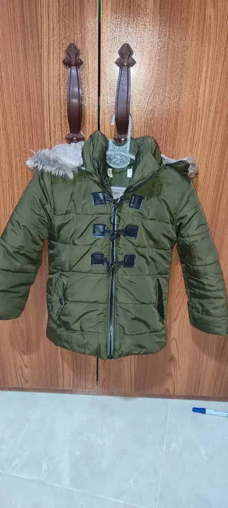 کاپشن|کفش و لباس بچه|پردیس, فاز ۲|دیوار