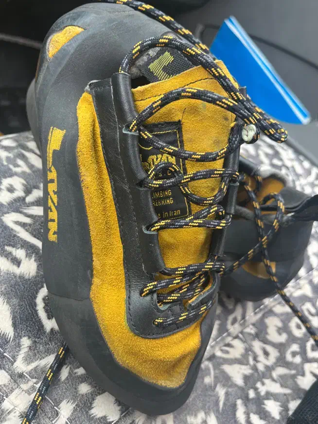 کفش سنگ لاوان|کوهنوردی و کمپینگ|تهران, پاسداران|دیوار