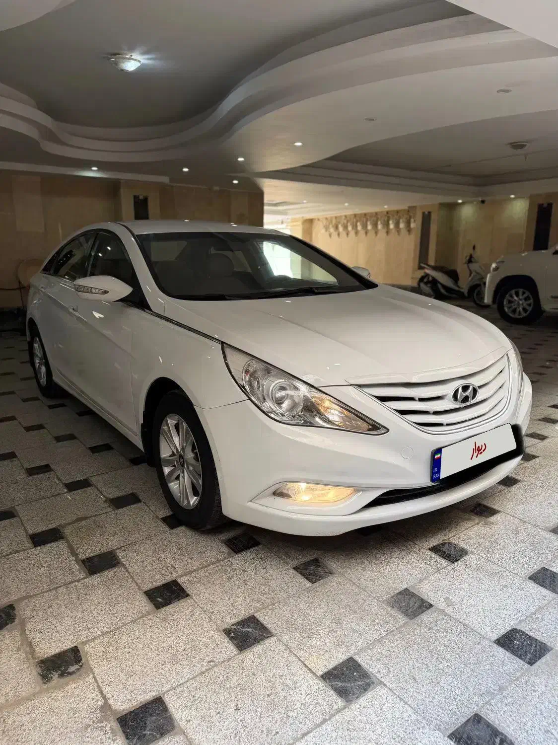 سوناتا yf 2012|خودرو سواری و وانت|تهران, شهرک خرازی|دیوار