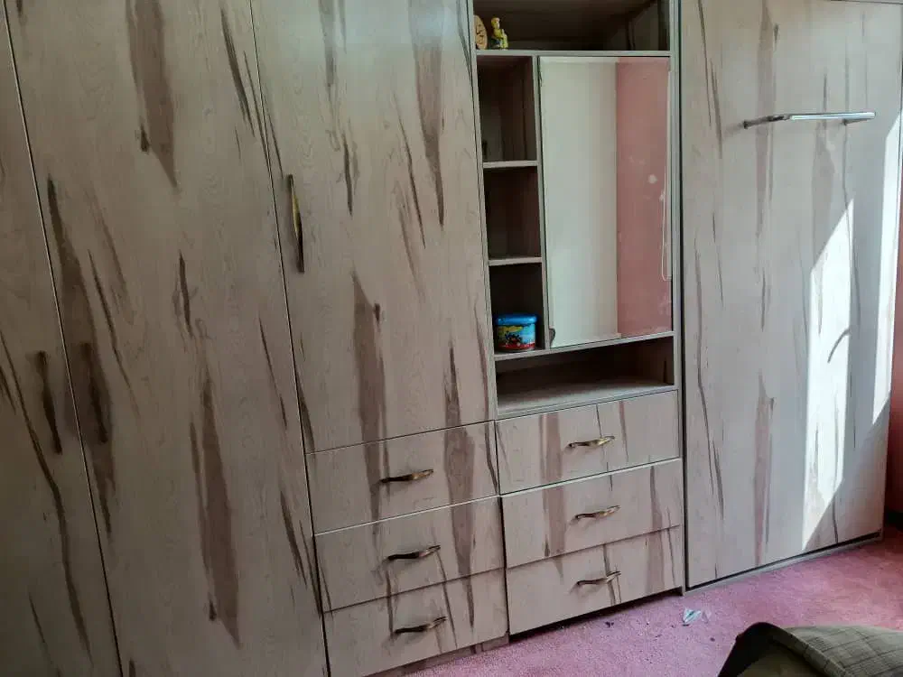 کمد دیواری  همراه تخت تا شو وکنابخانه بزرگ|جاکفشی، کمد، دراور|همدان, |دیوار