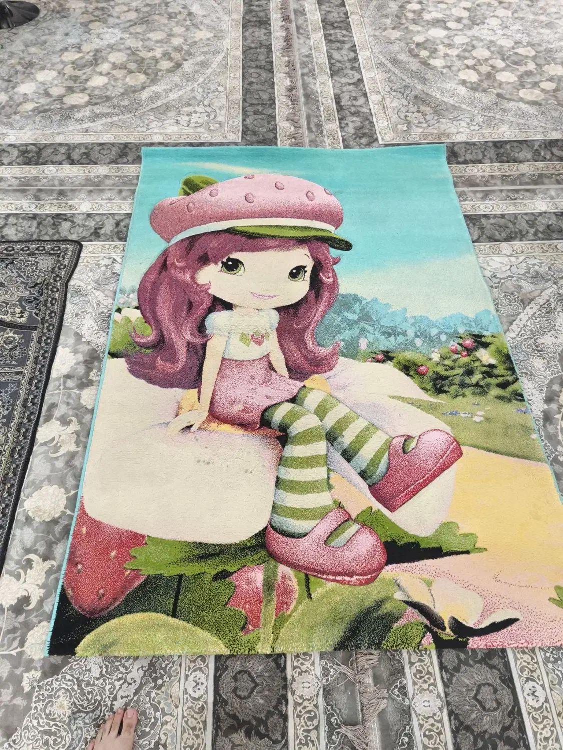 فرش اتاق چهار متری دخترانه|فرش|سرپل ذهاب, |دیوار