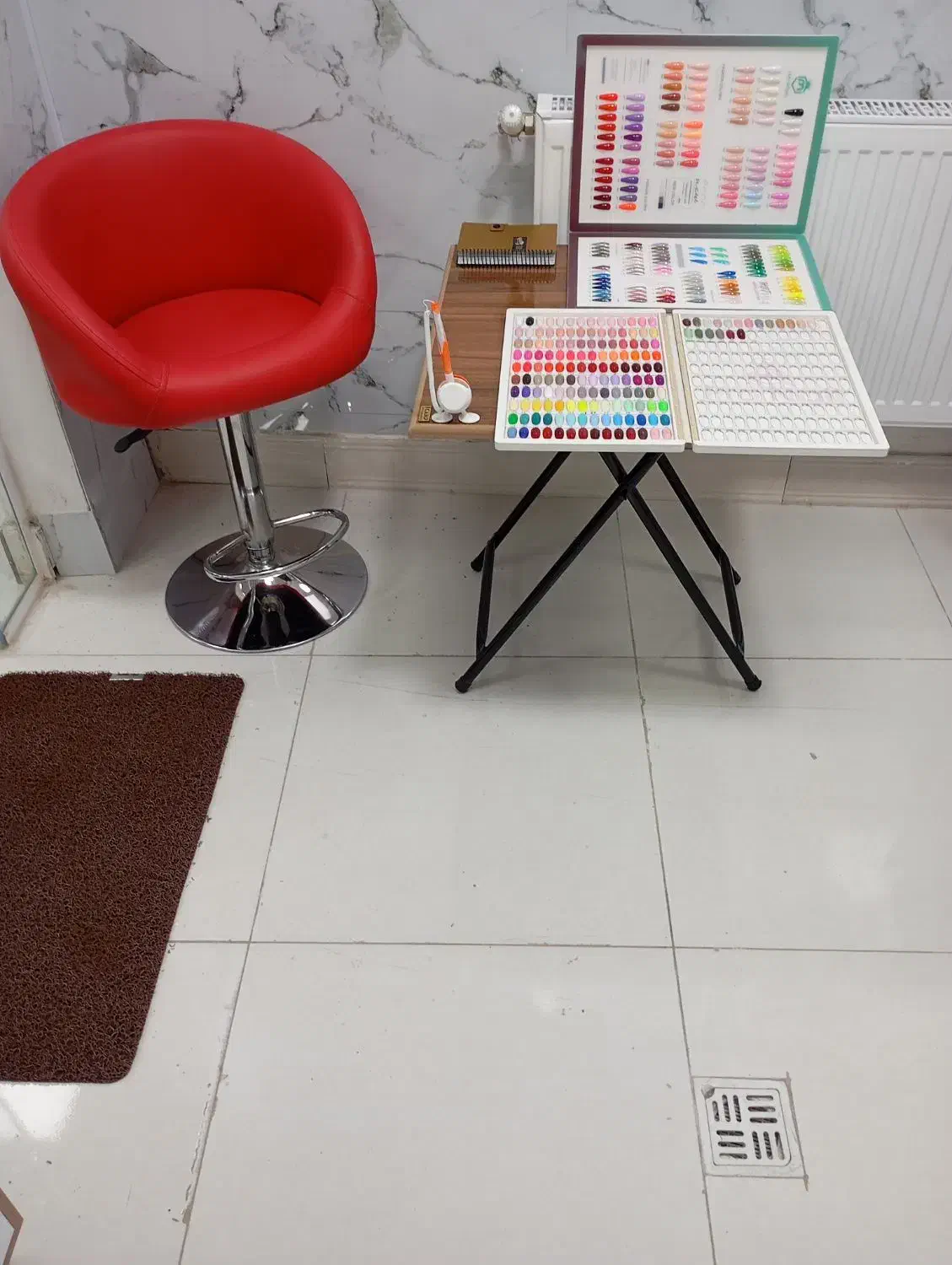 اولین فروشگاه تخصصی لوازم کاشت ناخن|آرایشگاه و سالنهای زیبایی|نورآباد, |دیوار