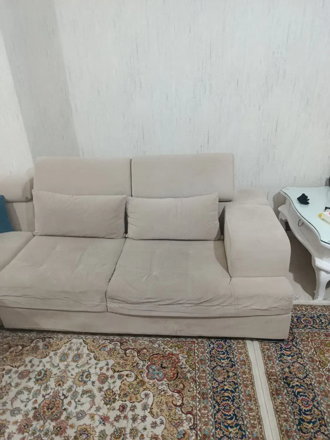 مبل ال|مبلمان خانگی و میز عسلی|میانه, |دیوار