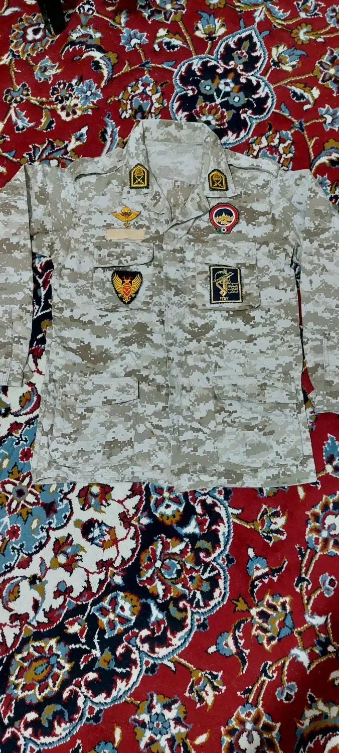 لباس نظامی|لباس|تهران, گمرک|دیوار