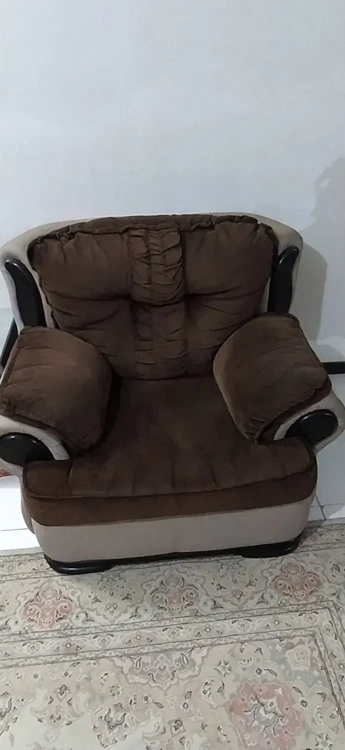 مبل دست دوم|مبلمان خانگی و میز عسلی|شاهینشهر, مسکن مهر|دیوار