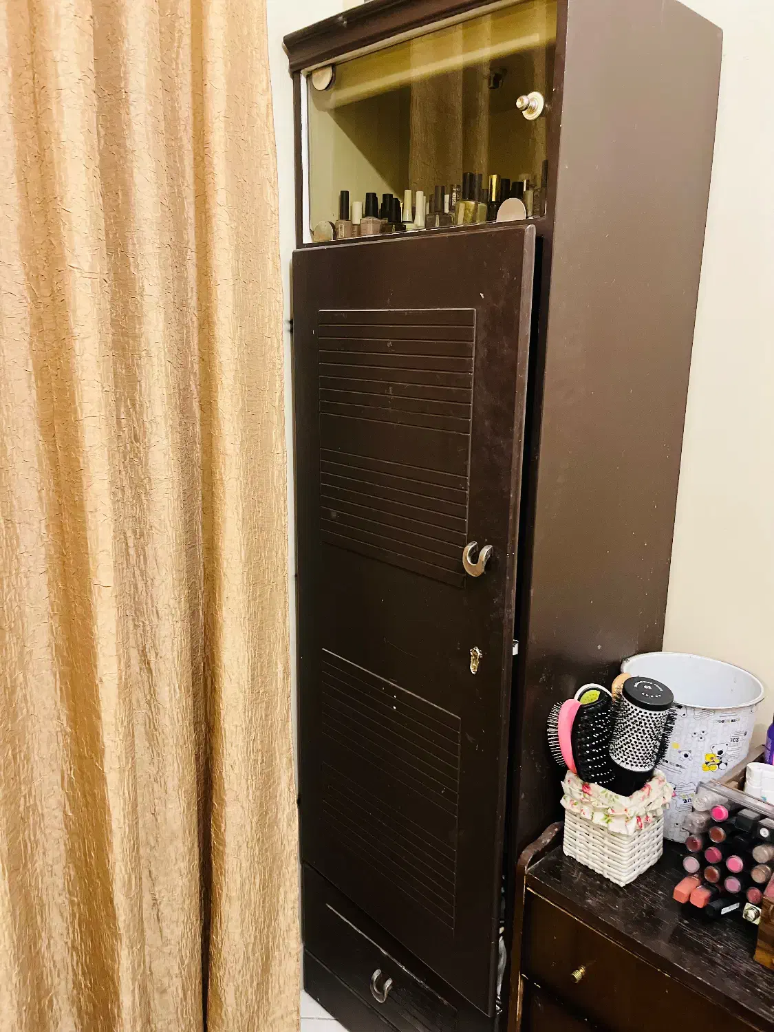 کمد تک نفره ویترین دار|جاکفشی، کمد، دراور|تهران, سردارجنگل|دیوار