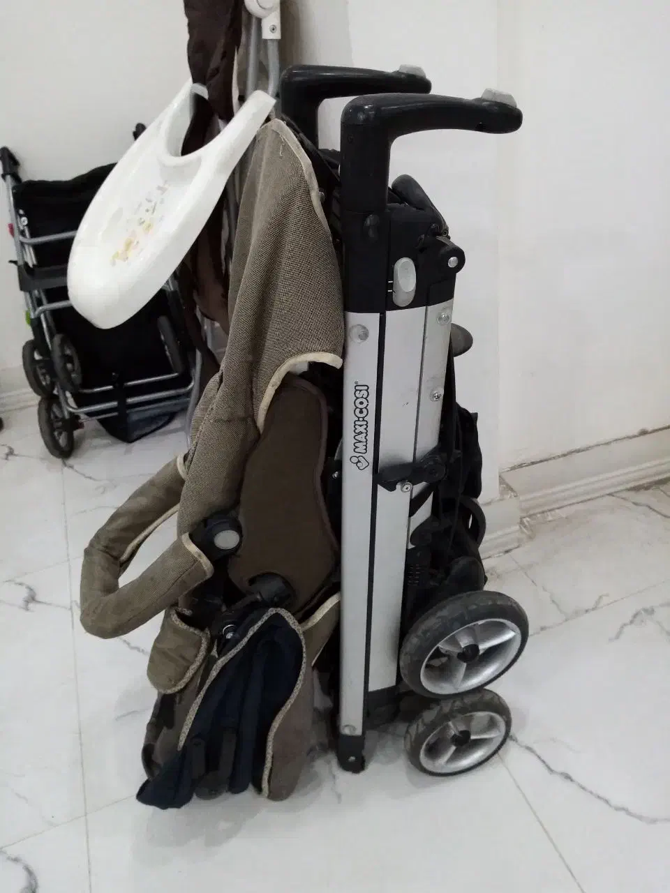 کالسکه مارک مکسی کوزی|کالسکه و لوازم جانبی|رباطکریم, رباطکریم|دیوار