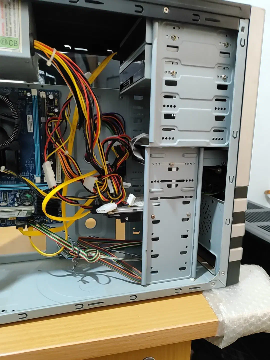 سیستم آماده|رایانه رومیزی|شهرکرد, |دیوار