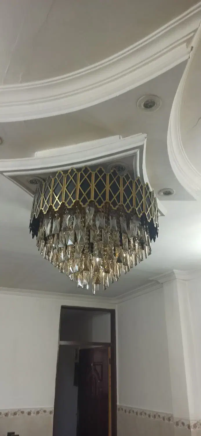 لوستر|لوستر و چراغ آویز|قرچک, شهرک الحدید|دیوار