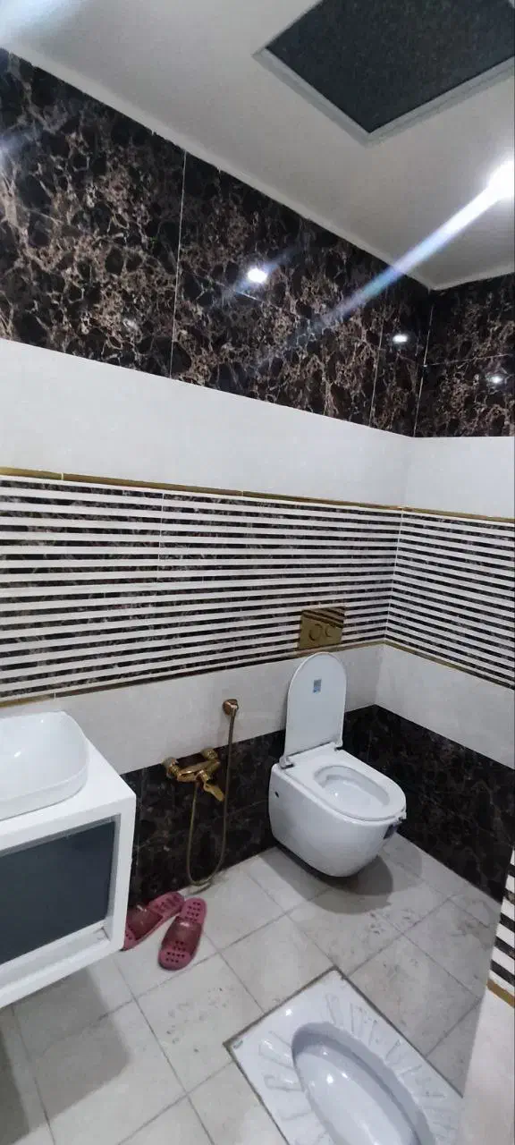 110 متر / 2 خواب/ دو پارکینگ/ تک واحدی