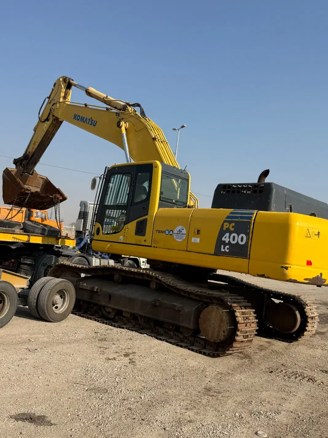 بیل میکانیکی 400خط8مدل 2018 درحد صفر|خودرو سنگین|تبریز, |دیوار